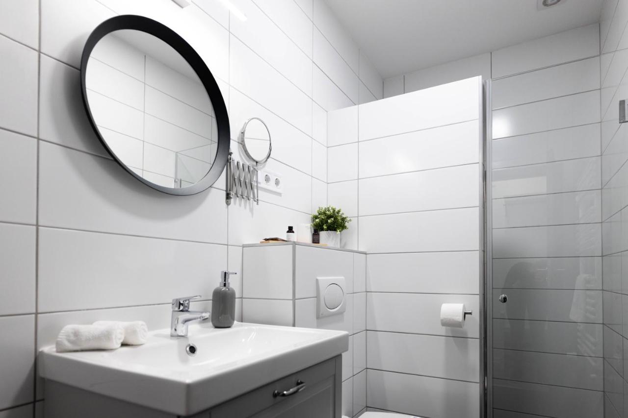 Roomstore Studio Apartments Eger Luaran gambar