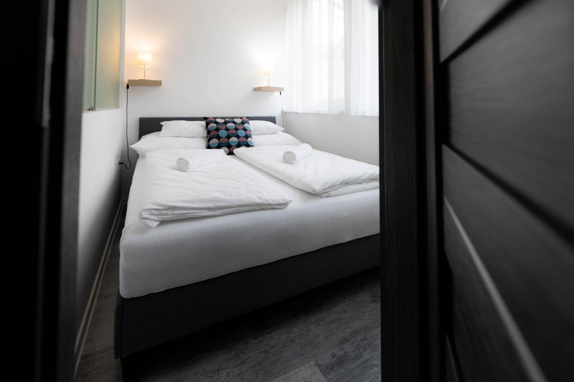 Roomstore Studio Apartments Eger Luaran gambar