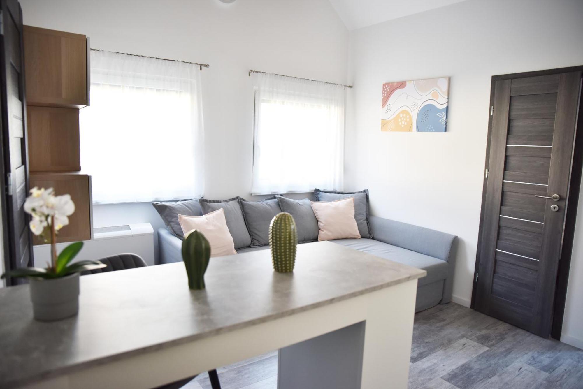 Roomstore Studio Apartments Eger Luaran gambar