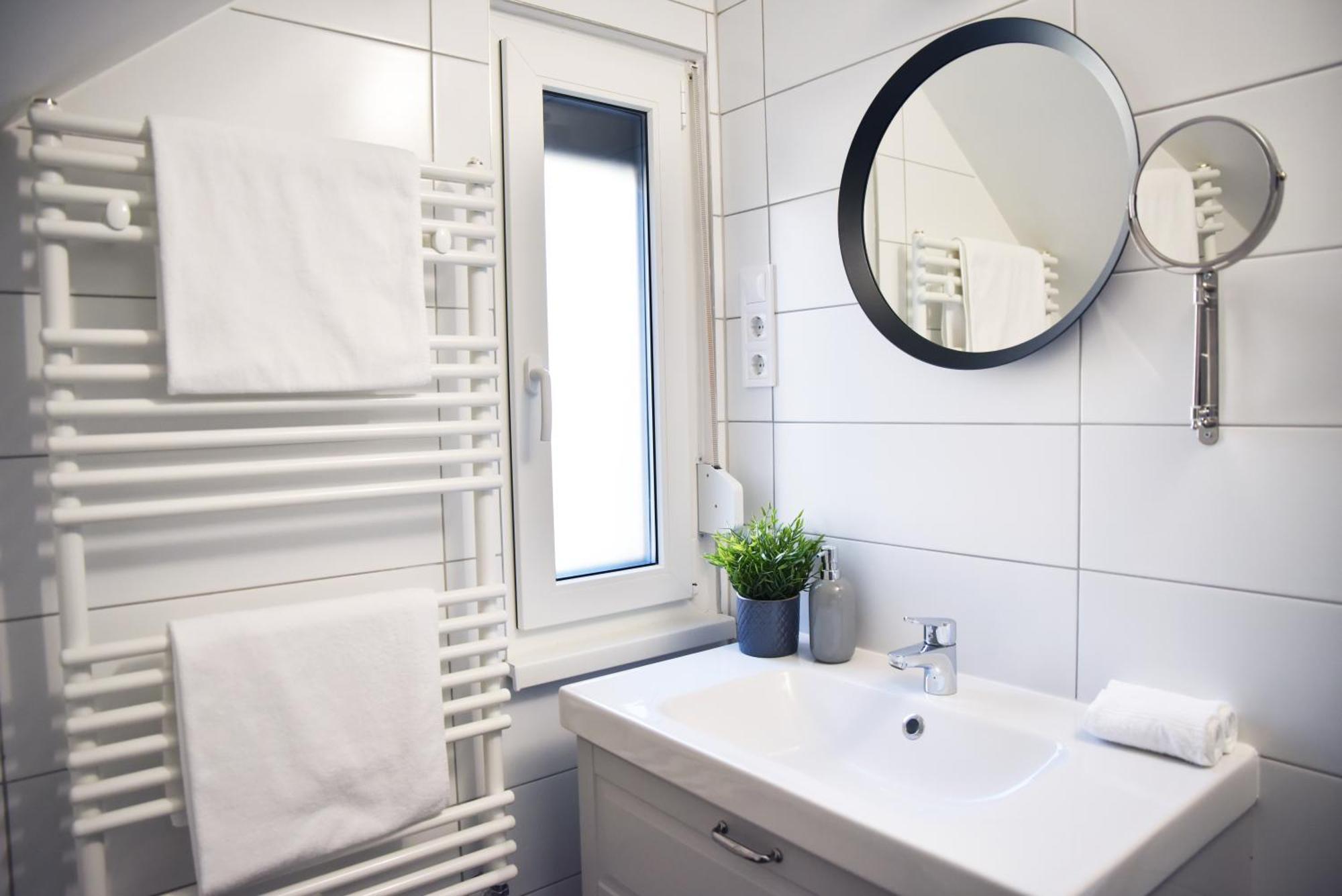 Roomstore Studio Apartments Eger Luaran gambar